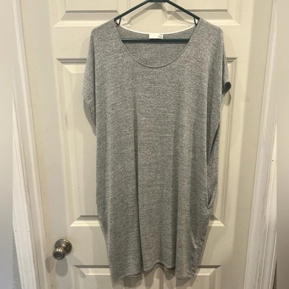 Aritzia Wilfred Free Gray Lorelei Dress size Medium‎ - Picture 4 of 9